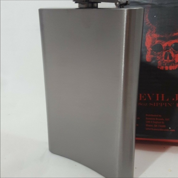 NIB Devil Joe 8 oz. Stainless Steel Flask Unisex - Picture 3 of 4